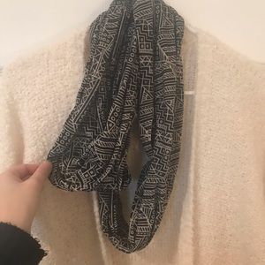 Infinity scarf